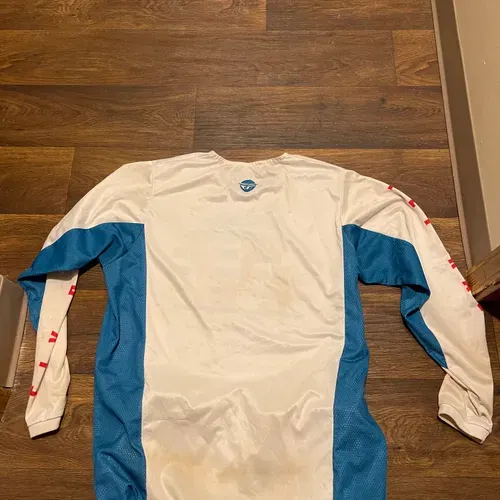 Fly Gear