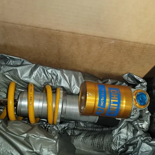 OHLINS TTX DV SHOCK