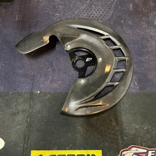 KTM CARBON FIBER ROTOR GUARD