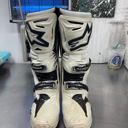 alpine stars tech 10 size 8 boots