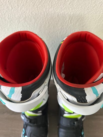 Leatt Boots - Size 9