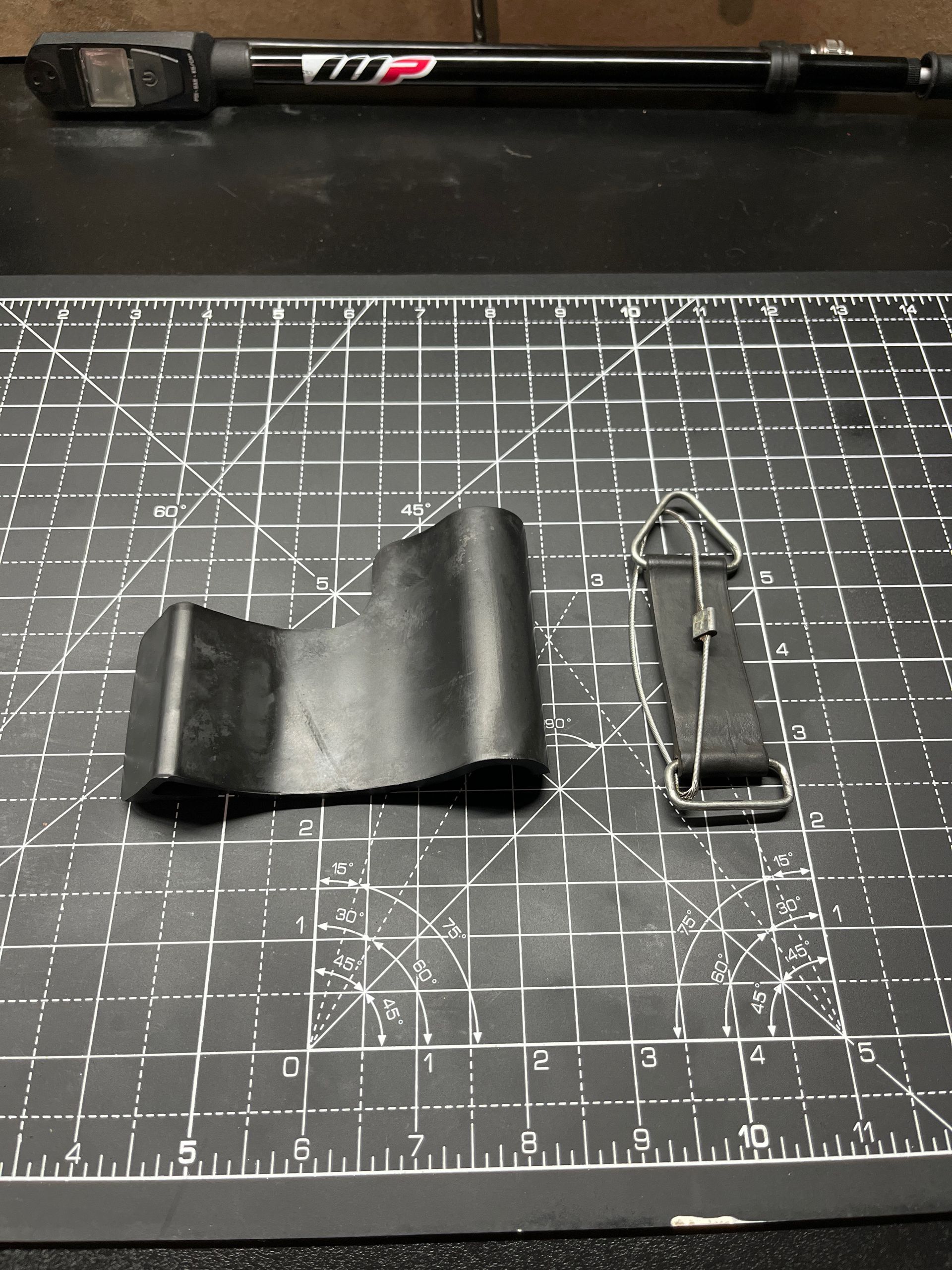 2004-2009 CRF 250 R Fuel Tank Strap And Subframe Fuel Tank Mounting Rubber