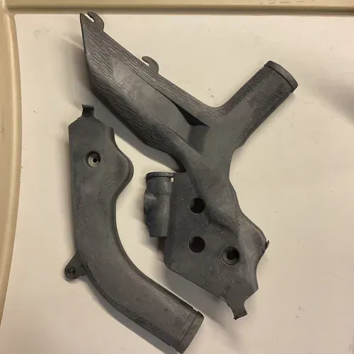 Frame guards 