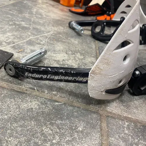 Enduro Engineering Full Wrap Handguards Used