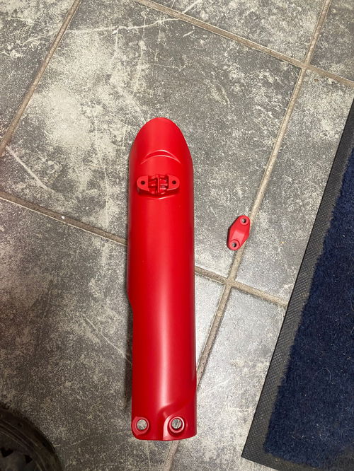 Left Gas Gas 85 fork guard