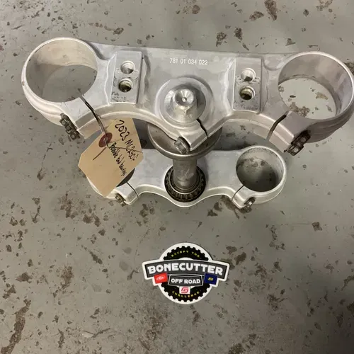 Triple Clamp 2023 MC 250F