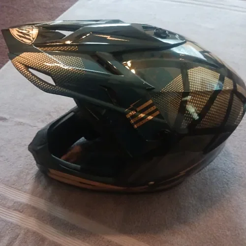 THH Racing Battle Helmet 