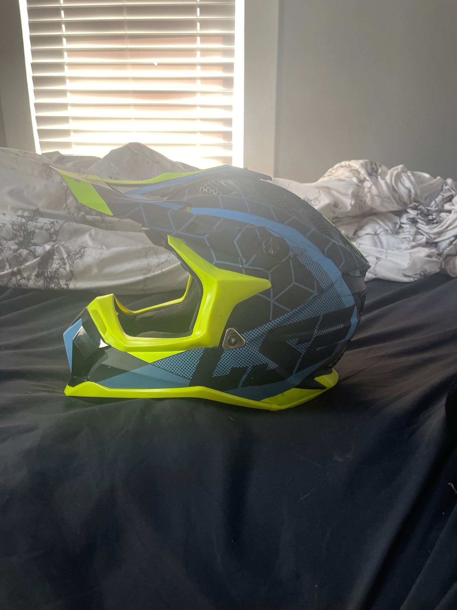 LS2 Helmet 