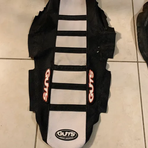 Guts Racing Seat Cover