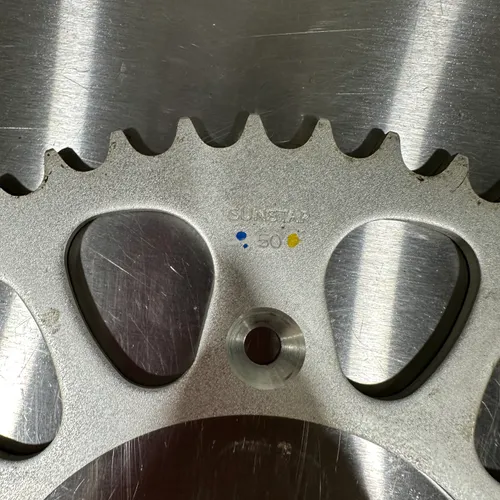 NEW Sunstar 50 Tooth Sprocket