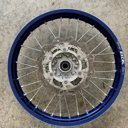 YZ 250 Rear Wheel Assembly