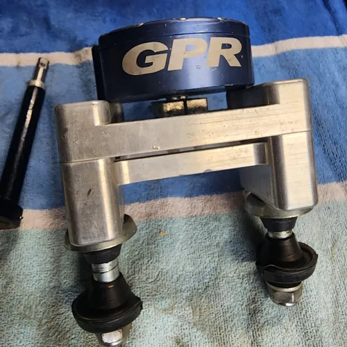 GPR steering stabilizer 