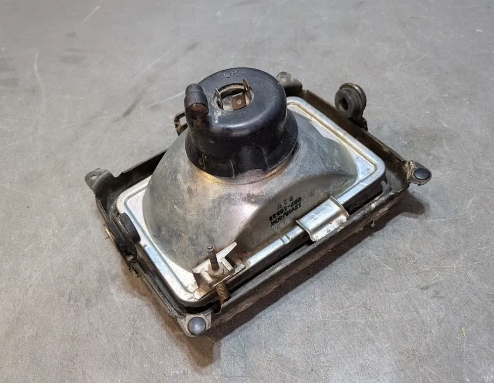 Yamaha XT350 Headlight Head Light