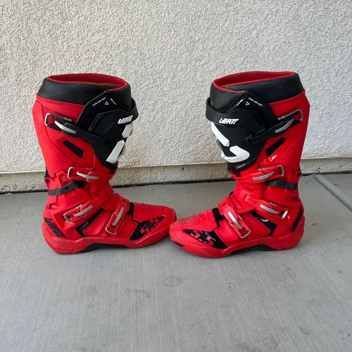 Leatt Boots - Size 10 Great Condition/Like new