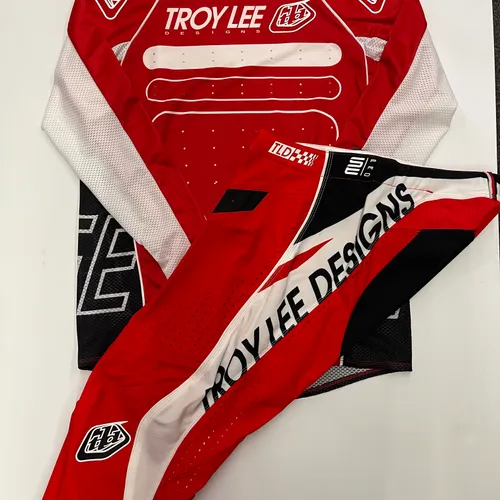 Troy Lee Designs SE Pro Drop In Red