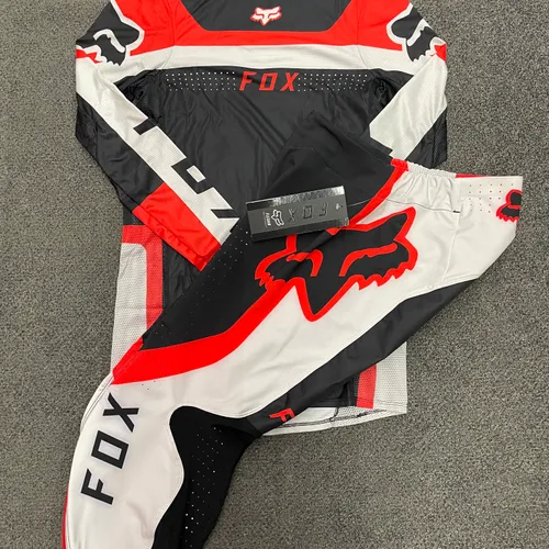 Jersey discount fox niño