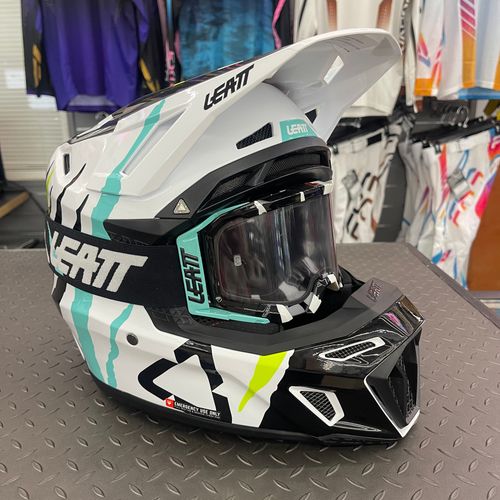 Leatt 8.5 Helmet Kit Tiger - LARGE