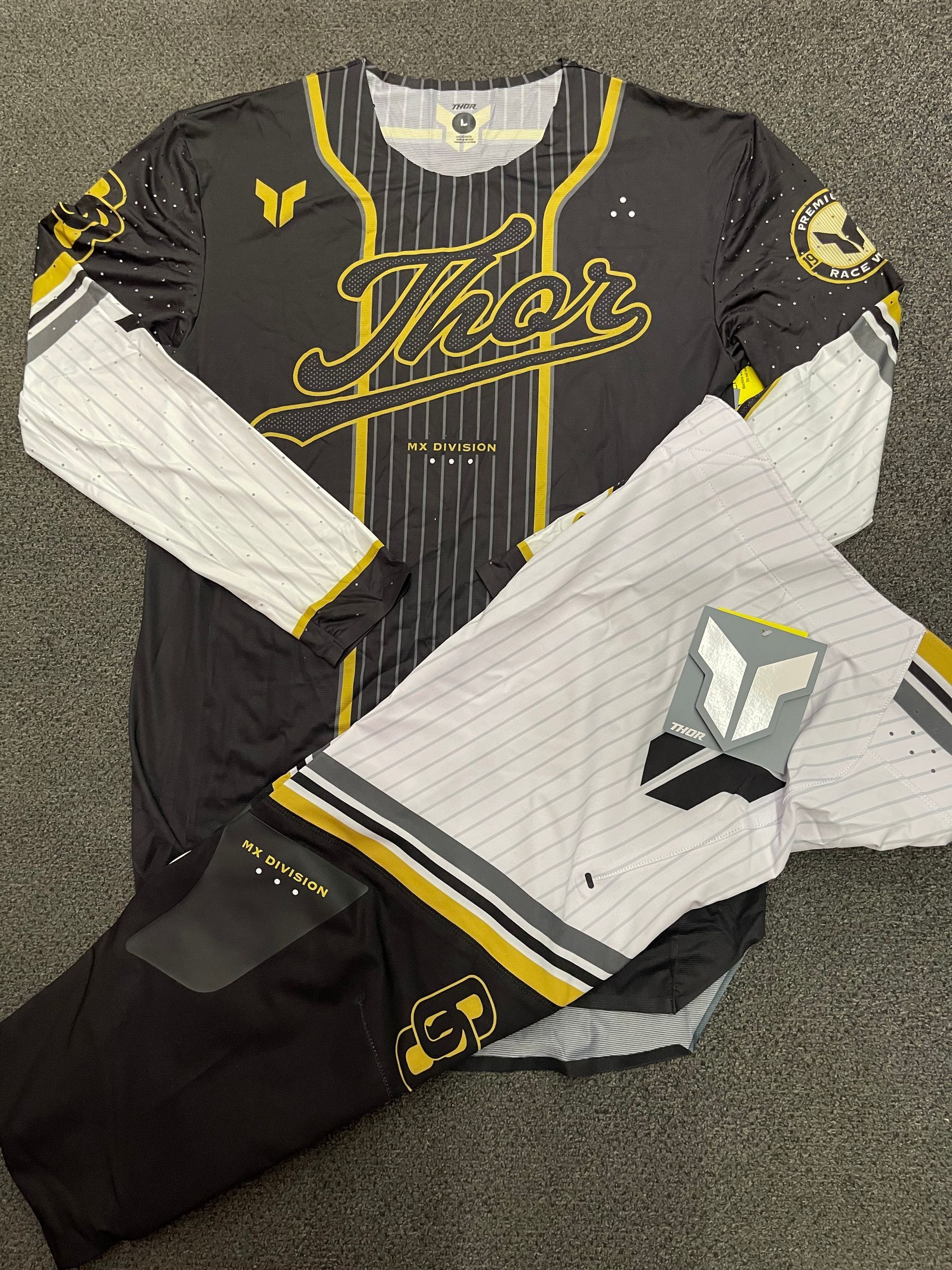 Thor Mx Sportmode "Baller" LE Gear Combo