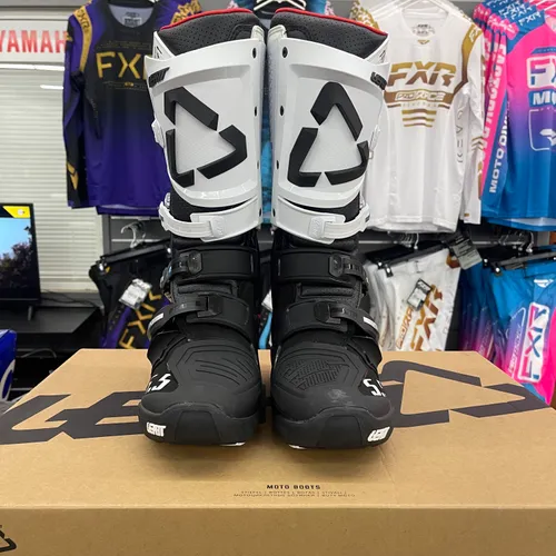 Leatt 5.5 Flexlock Boot Blk/Wht - Size 9