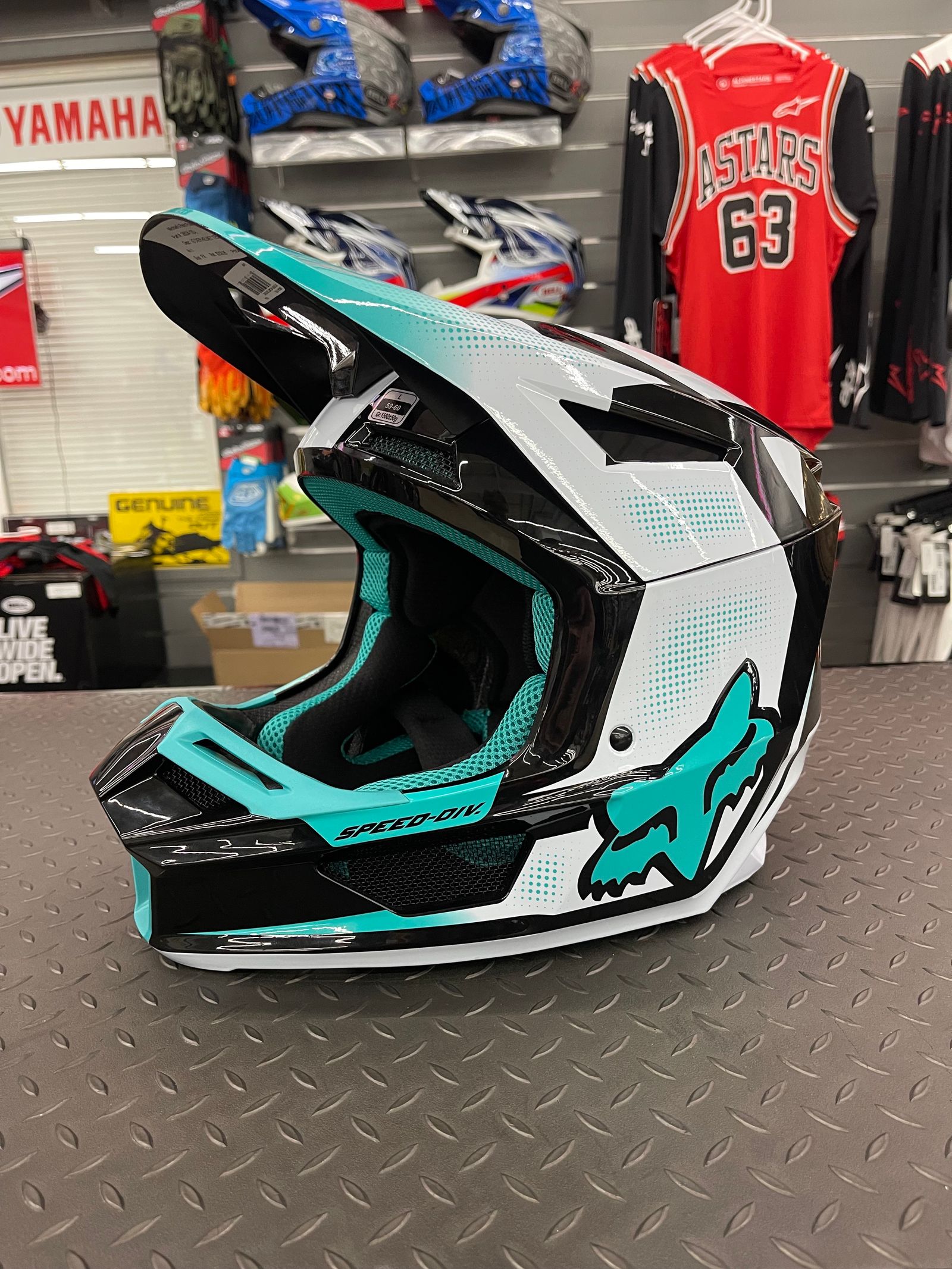 Fox v2 sales