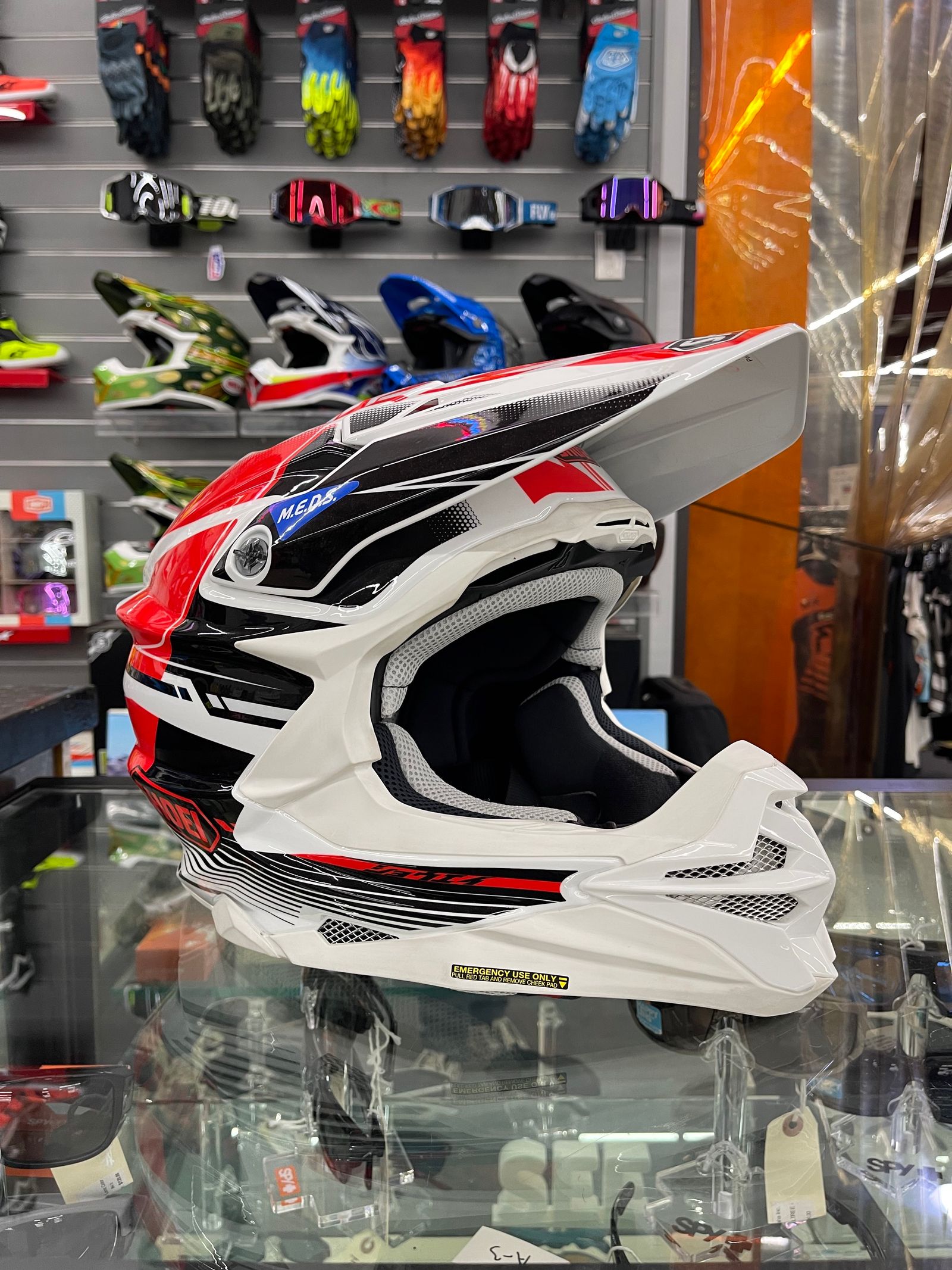 Shoei vfx evo sales zinger