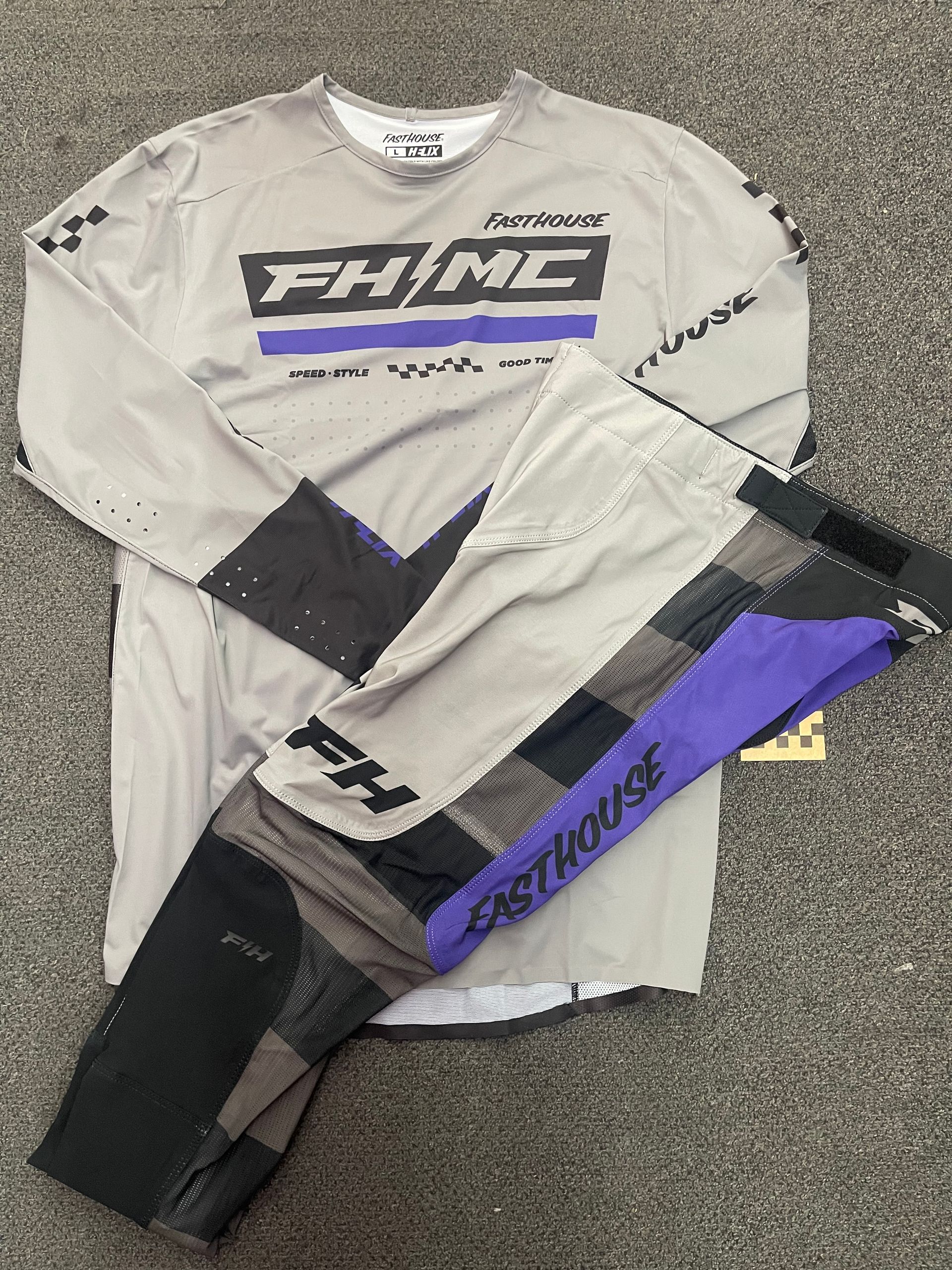 Fasthouse Helix Gear Combo Gry/Pur - L/30
