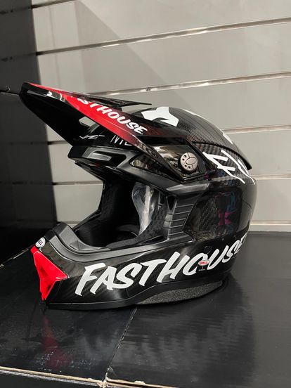 Fasthouse dirt bike helmet clearance