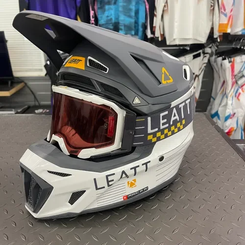 Leatt 8.5 Helmet Kit Metallic - Small