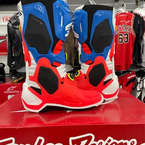 Alpinestar X Troy Lee Tech 10 Supervented 