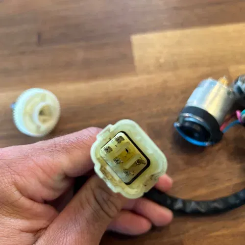  HONDA CR250R CR125 OEM RC power valve servo motor 