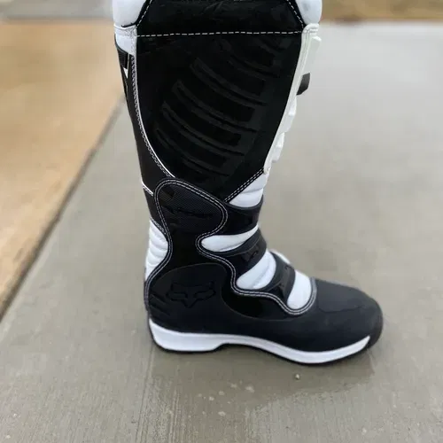 Brand New Fox Comp5 Boots Size 9