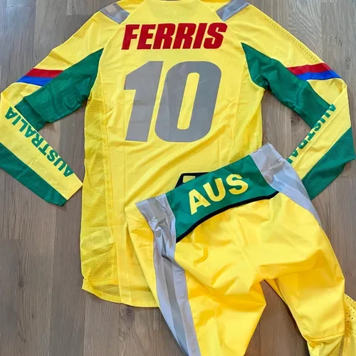 Dean Ferris MXoN Team Australia Kit