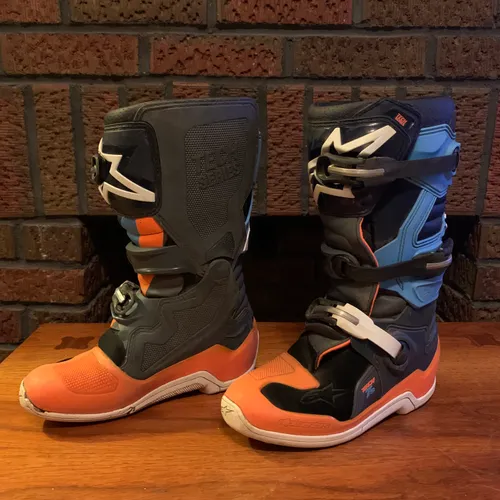 Alpinestars Tech 7s  - Size 6