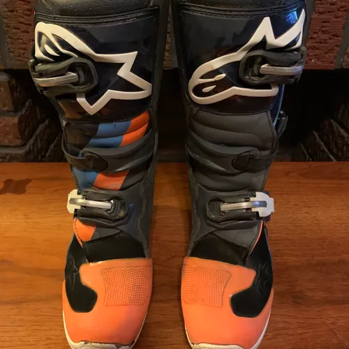 Alpinestars Tech 7s  - Size 6