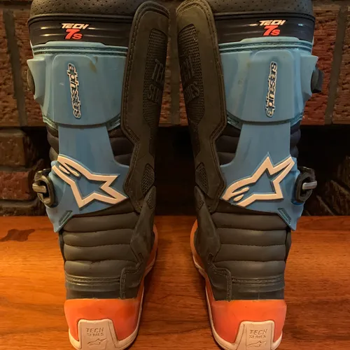 Alpinestars Tech 7s  - Size 6