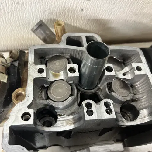 2018 Yz250f Cylinder Head Top End Assembly 2014-2018 2018 Yz250f Cylinder Head Top End Assembly 2014-2018