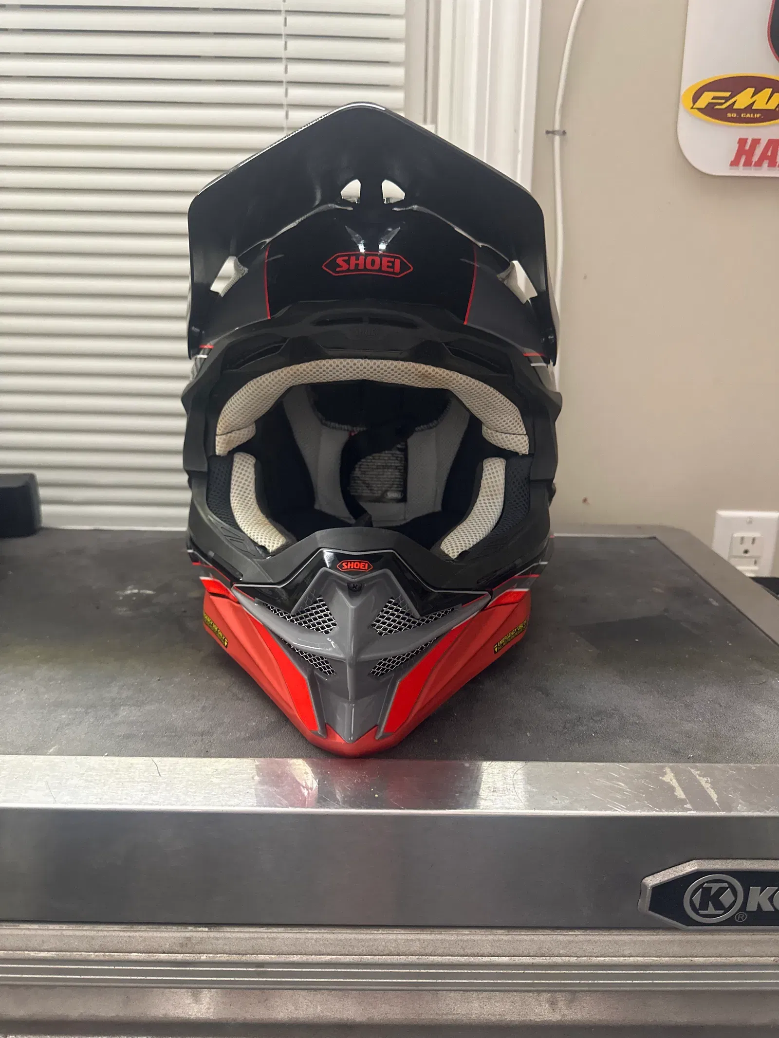 Shoei VFX-EVO Helmet - Allegiant XL