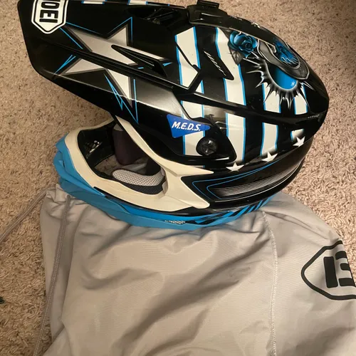 Shoei Black/Blue Helmet - Size M With Extra Pads