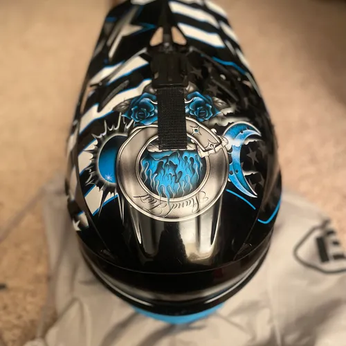 Shoei Black/Blue Helmet - Size M With Extra Pads