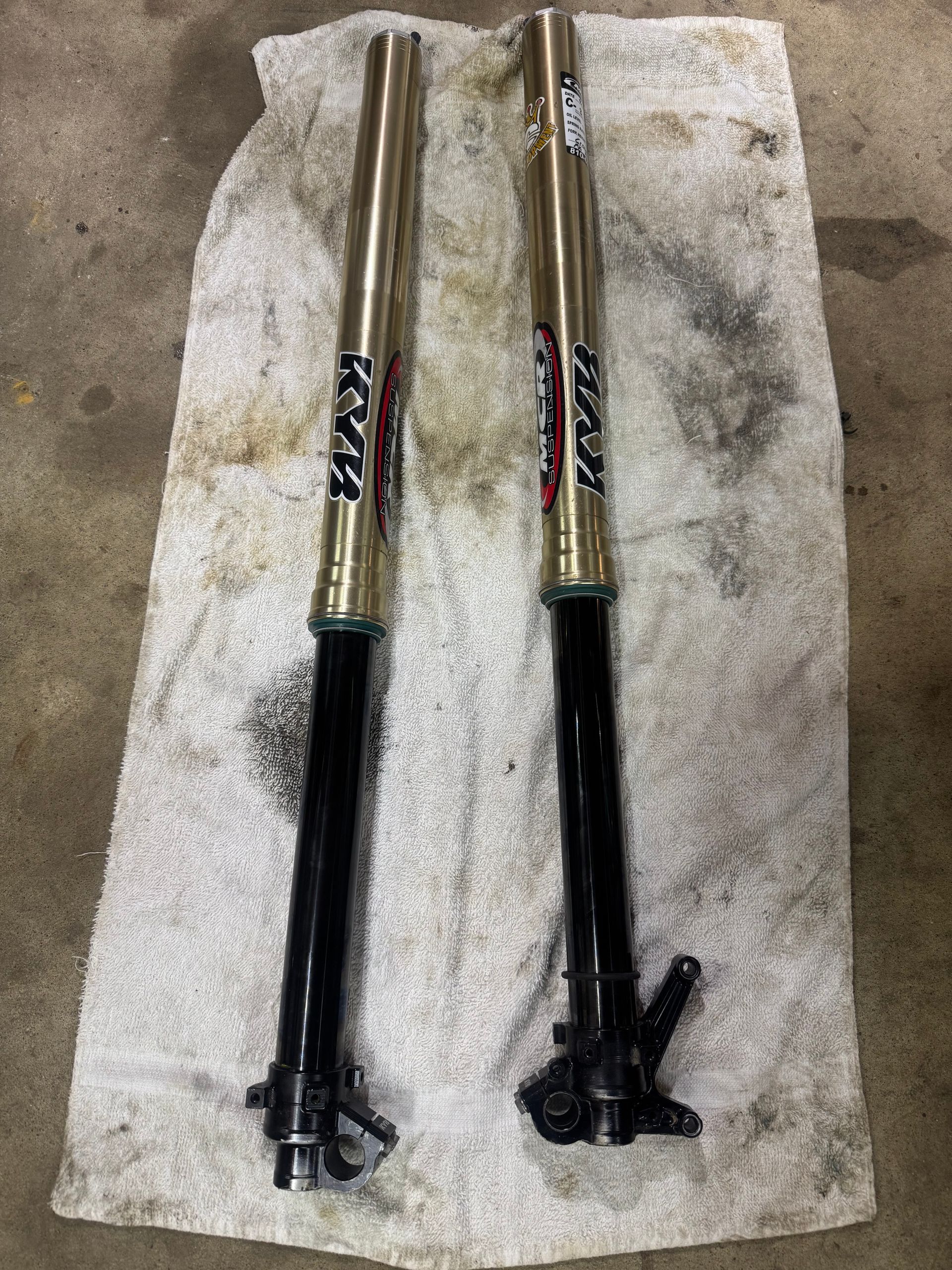 Kawasaki PS1 Air KYB Forks With DLC Lower Tubes  