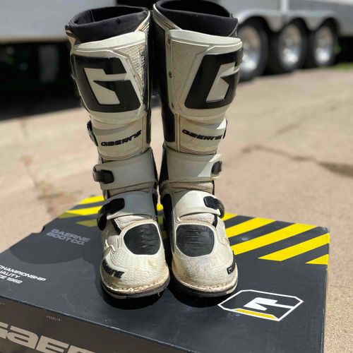 Botas motocross hotsell gaerne sg12