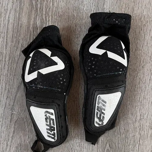 Leatt Youth Elbow Pads