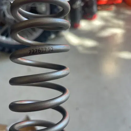 .52 Showa Front Fork Springs