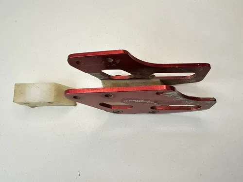 90-04 HONDA CR 125 250 / 90-01 CR500R RED FREDETTE RACING REAR CHAIN GUIDE BLOCK