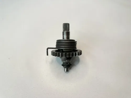 USED OEM 97 98 KAWASAKI KX 125 ENGINE MOTOR KICK START STARTER SHAFT & GEAR ASSY