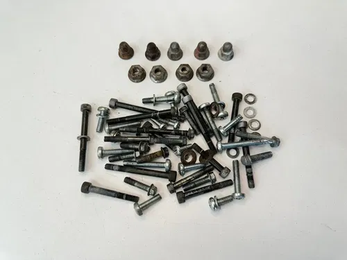 USED OEM 1990 90 YAMAHA YZ 125 YZ125 ENGINE MOTOR HEAD CRANKCASE & COVER BOLTS