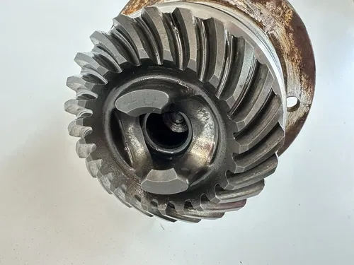 USED OEM 97-02 YAMAHA 350 WOLVERINE REAR DIFF END MIDDLE DRIVE GEAR & YOKE ASSY