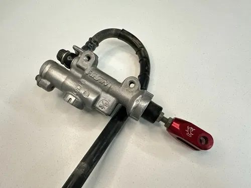 USED OEM 05-17 HONDA CRF250R CRF250X REAR BRAKE MASTER CYLINDER & CALIPER ASSY