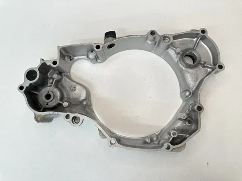OEM 90-97 YAMAHA YZ250 YZ 250 RIGHT SIDE ENGINE INNER CRANKCASE CLUTCH COVER