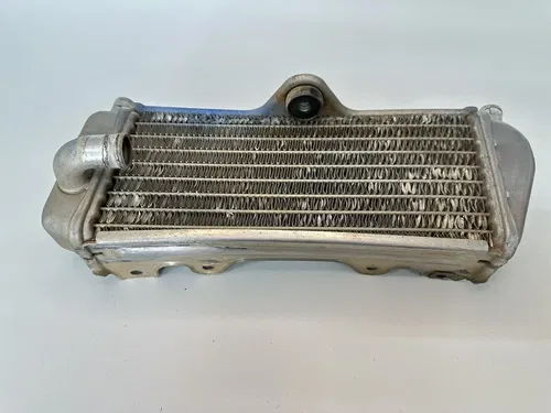#2 OEM 96 97 98 99 00 01 YAMAHA YZ 250 YZ250 LEFT  SIDE COOLING RAD RADIATOR
